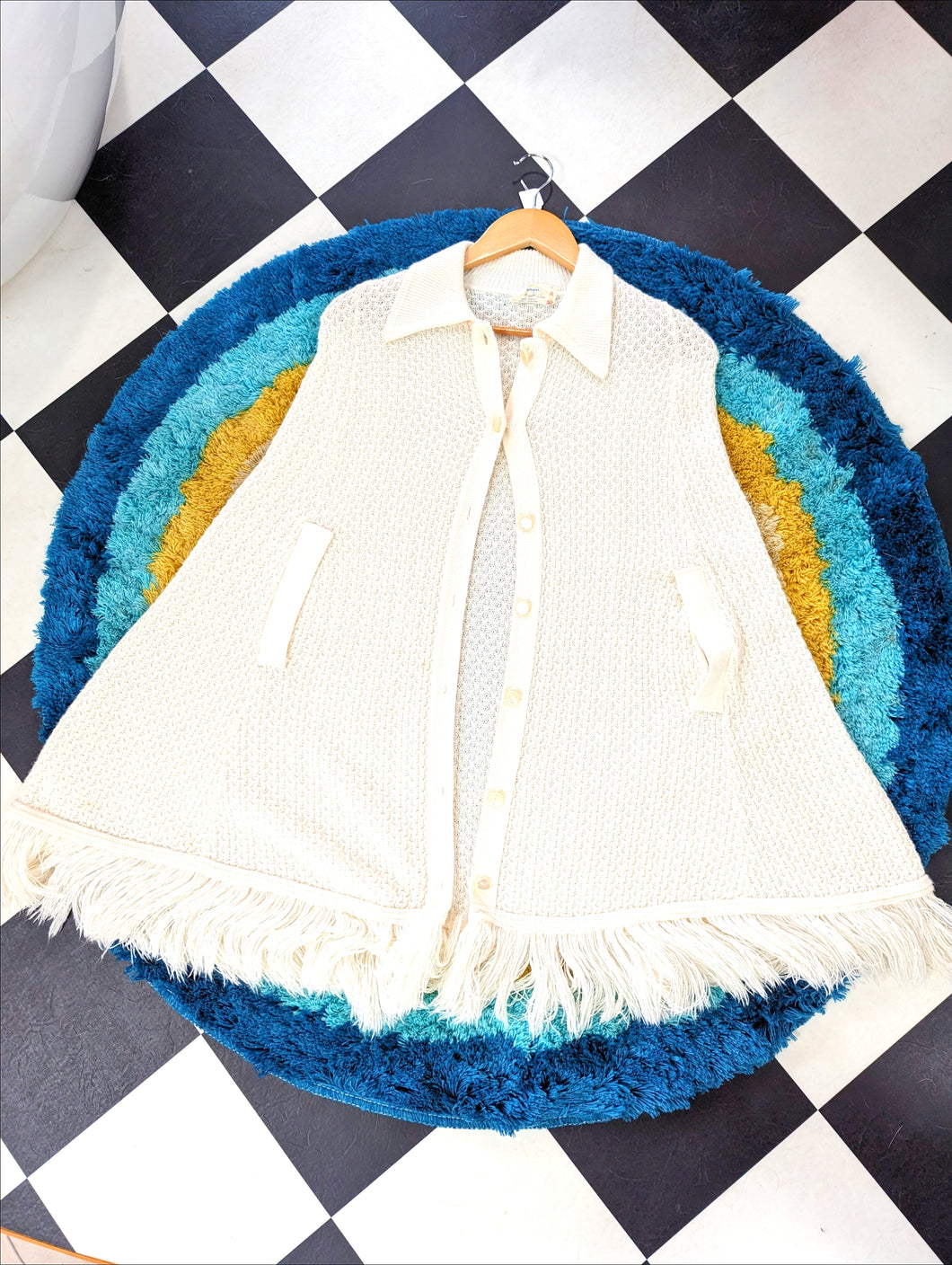 Vintage White Shawl S/M